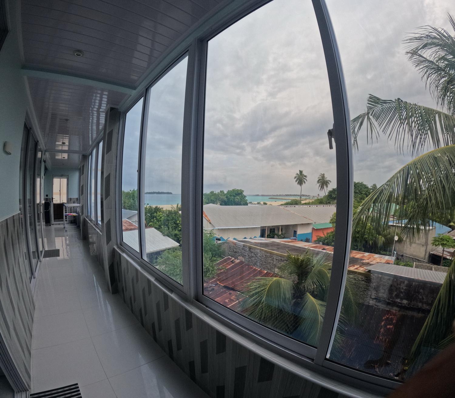 Wind Breeze Sunset View Inn Гурайдо Экстерьер фото